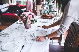 Hosting_Thanksgiving_Dinner